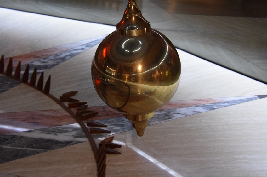 Foucault Pendulum at the Houston Museum of Natural Science